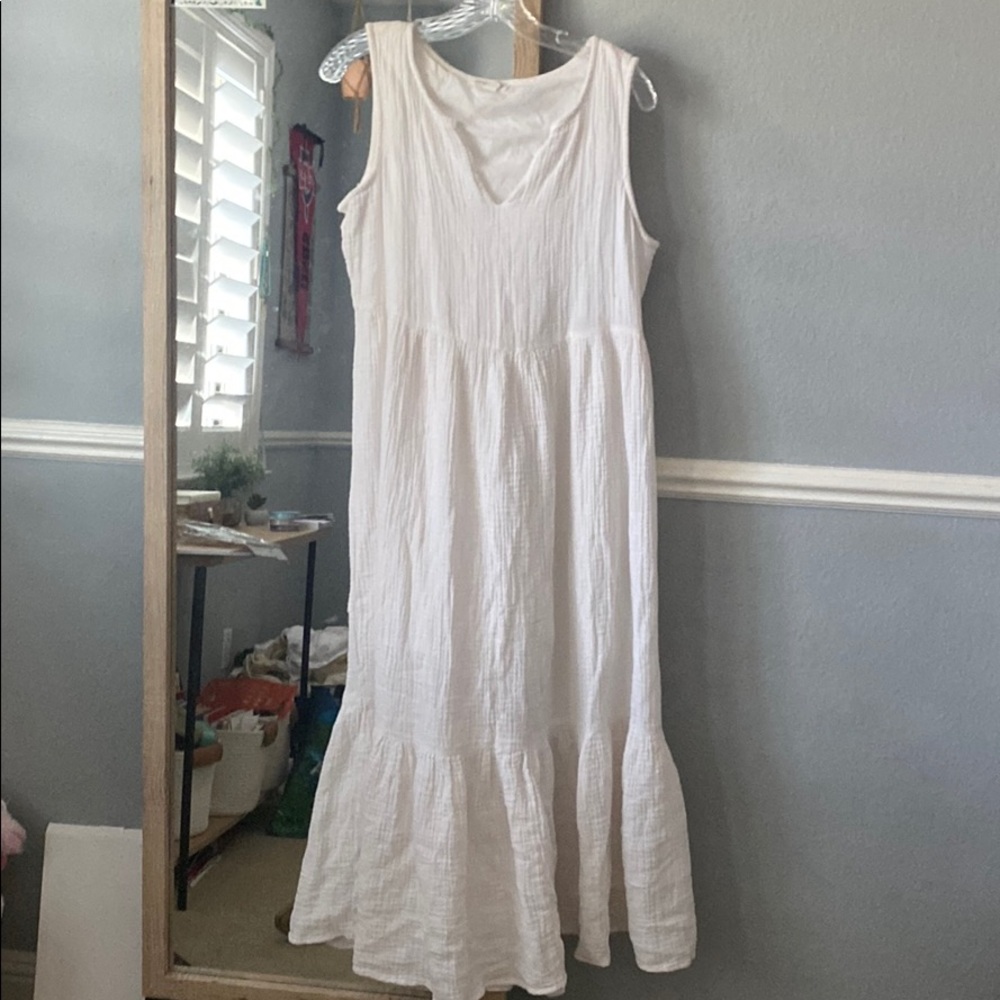 Long white dress